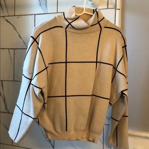 Black and white checkered sweatshirt size small